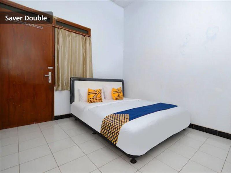 Oyo 2240 Simpang Tujuh Residence Kudus Exterior foto