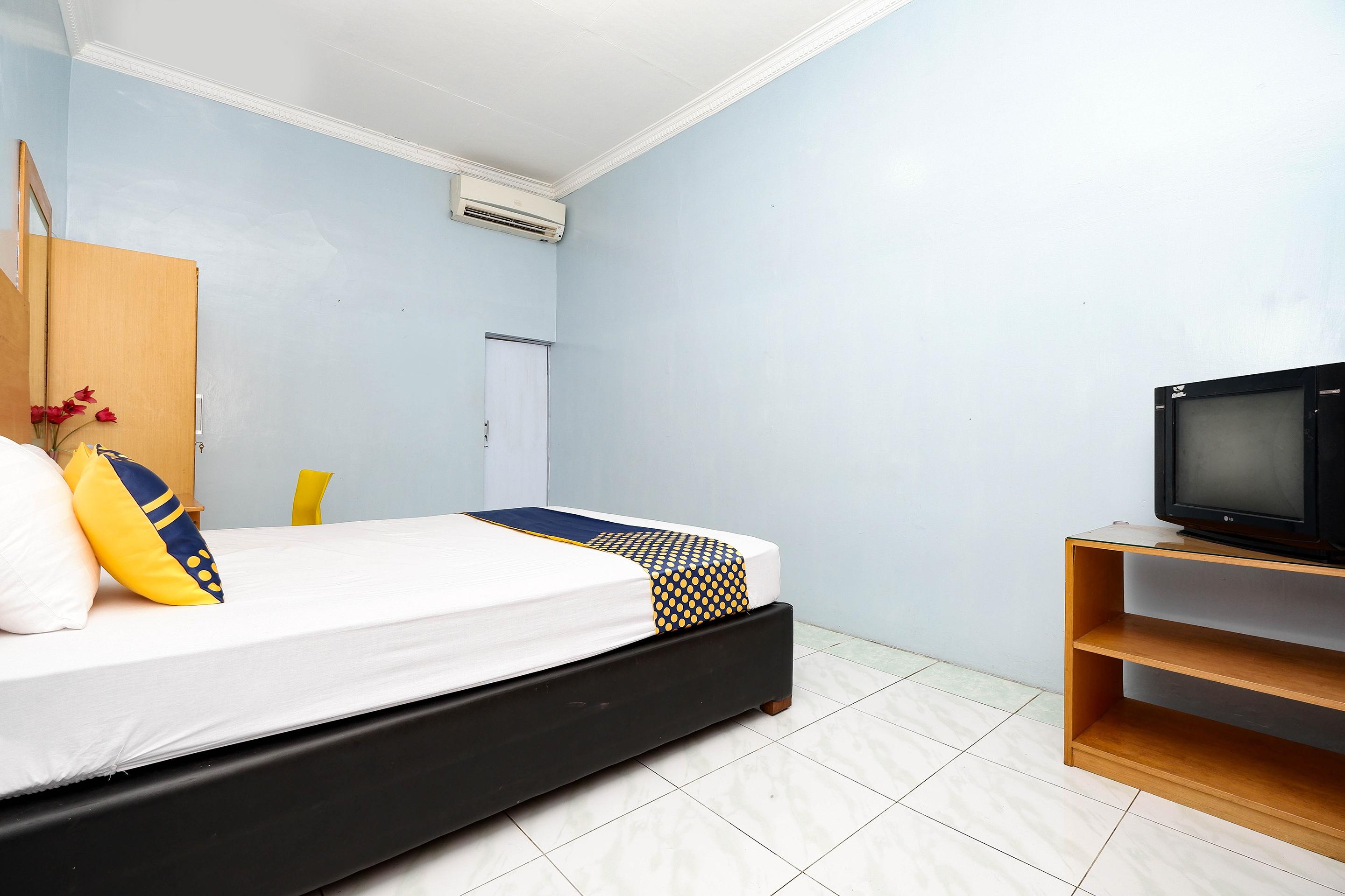 Oyo 2240 Simpang Tujuh Residence Kudus Exterior foto