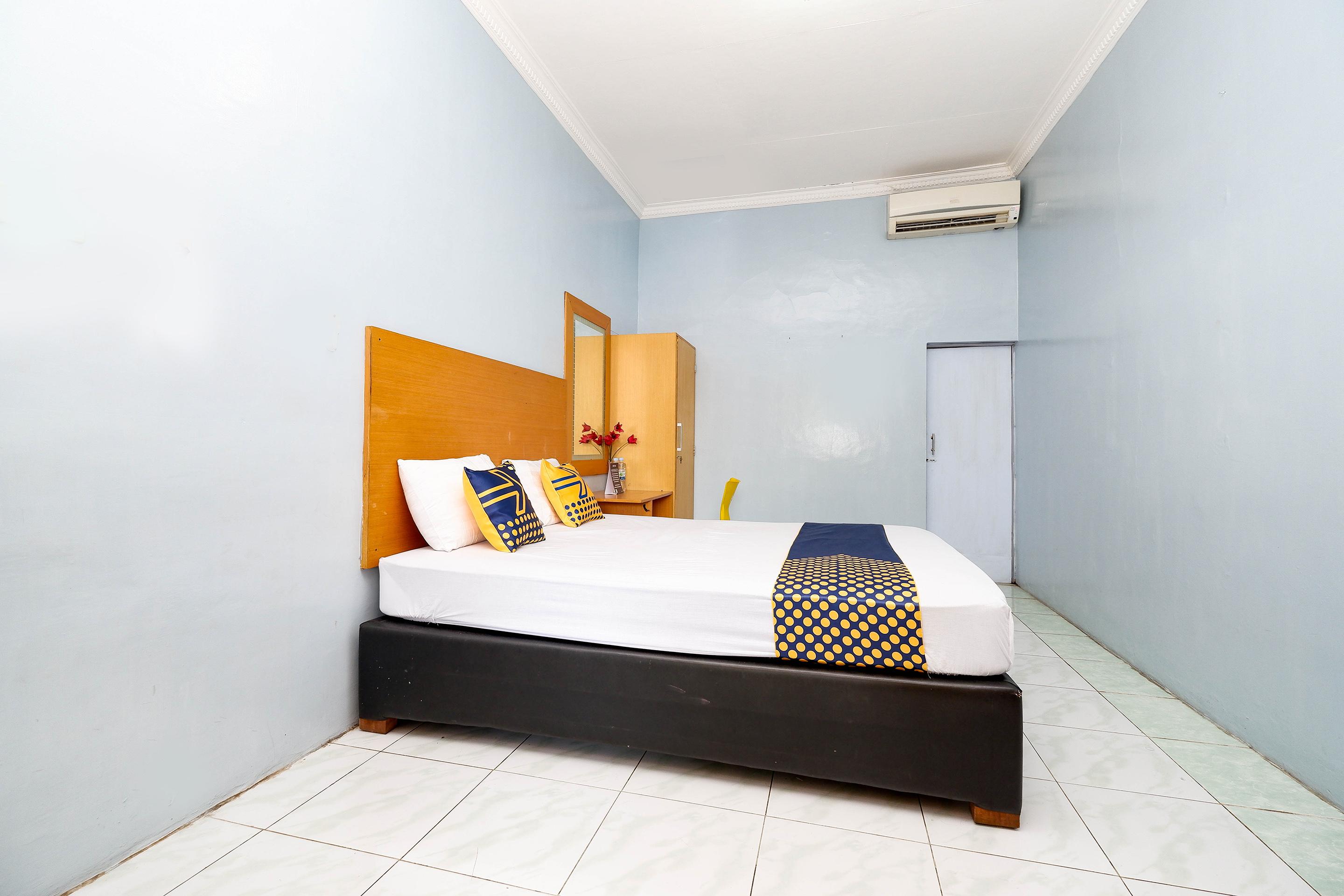 Oyo 2240 Simpang Tujuh Residence Kudus Exterior foto